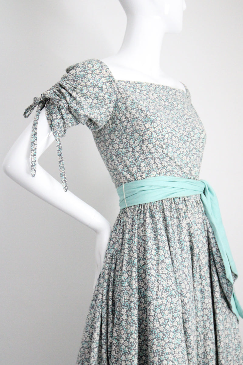 "Meadow Blooms" Vintage 1950's Blue Floral Full Circle Dress UK 8 US 4