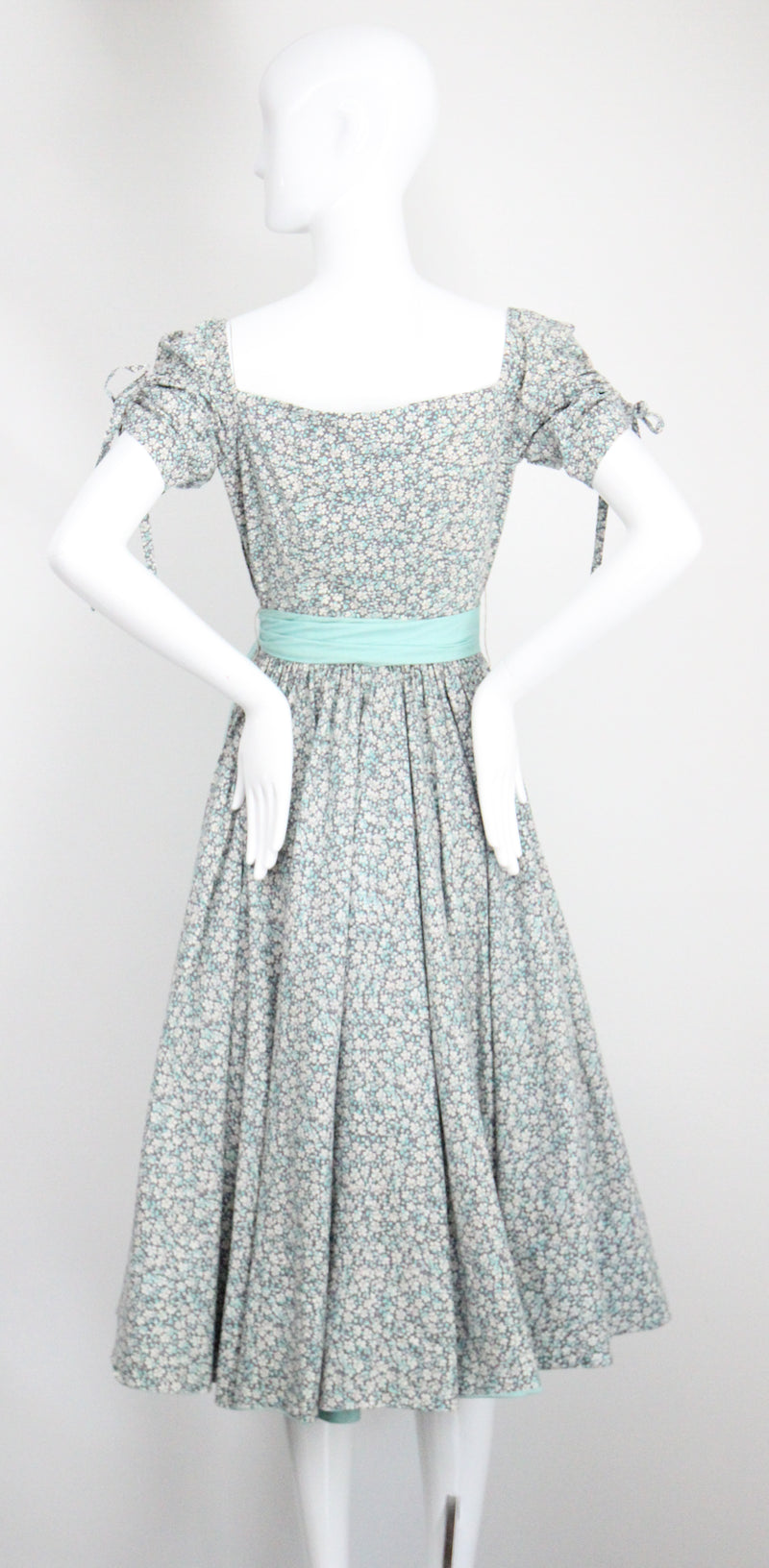"Meadow Blooms" Vintage 1950's Blue Floral Full Circle Dress UK 8 US 4