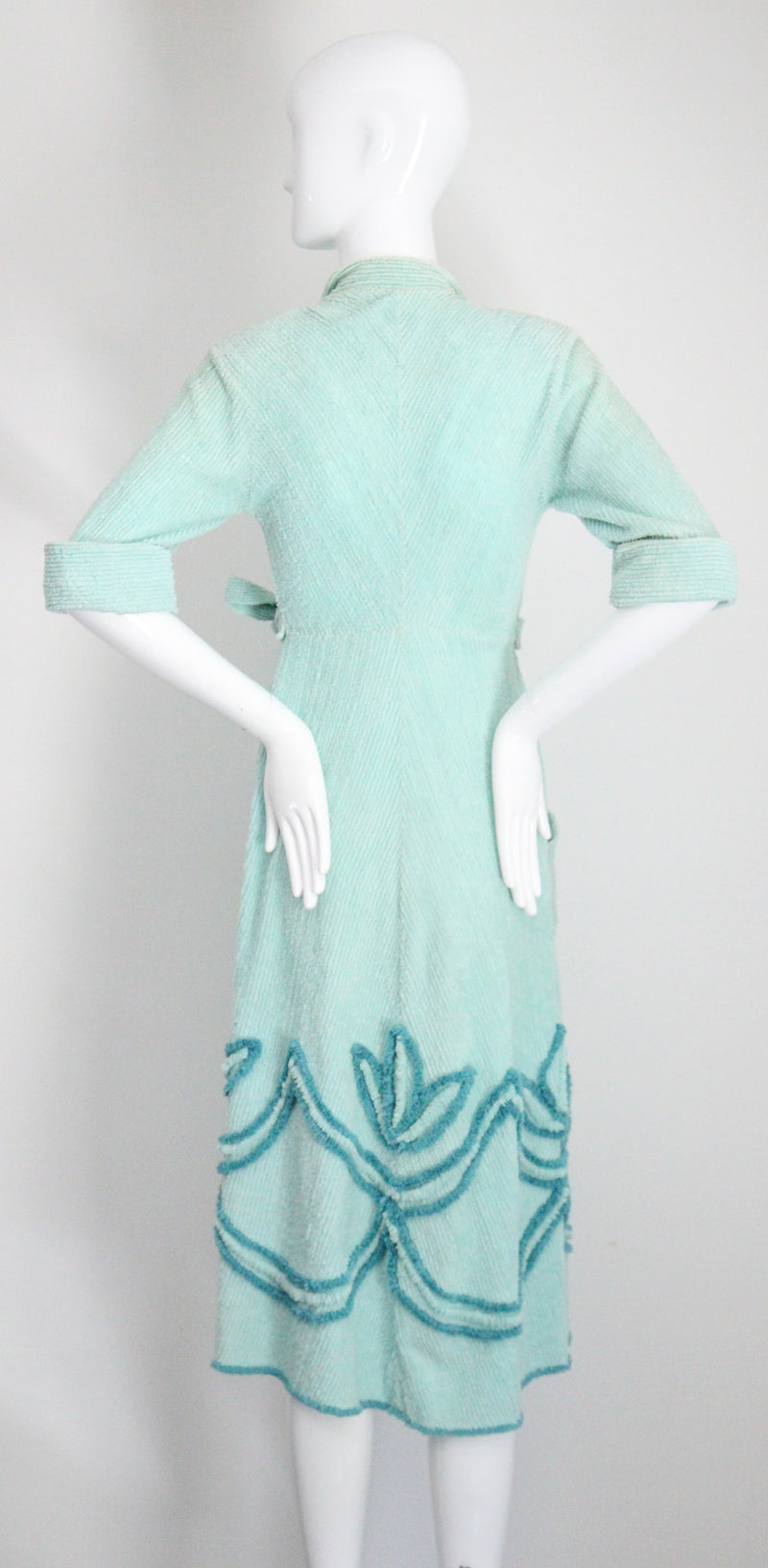 "Lotus Chenille" Vintage 1940's Turquoise Chenille Dressing Gown UK 10 US 6