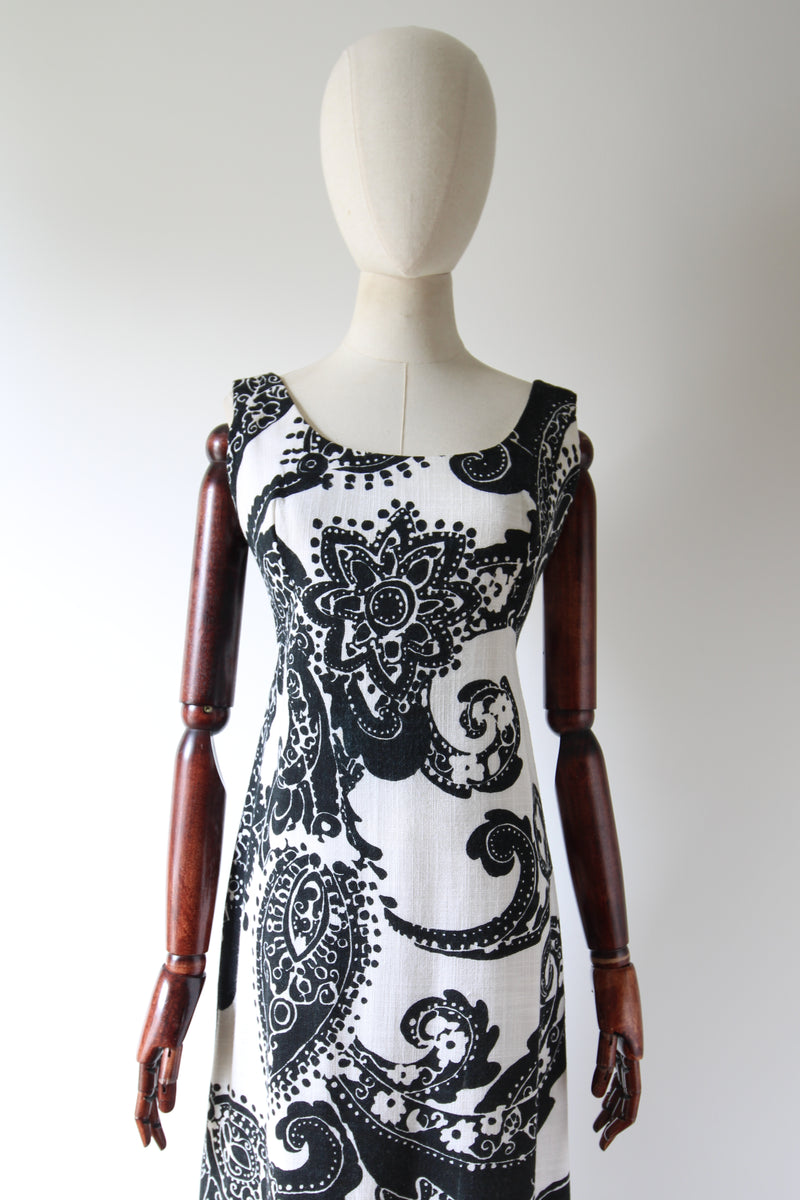 "Rhinestones & Monochrome" Vintage 1960's Monochrome Dress UK 10 US 6