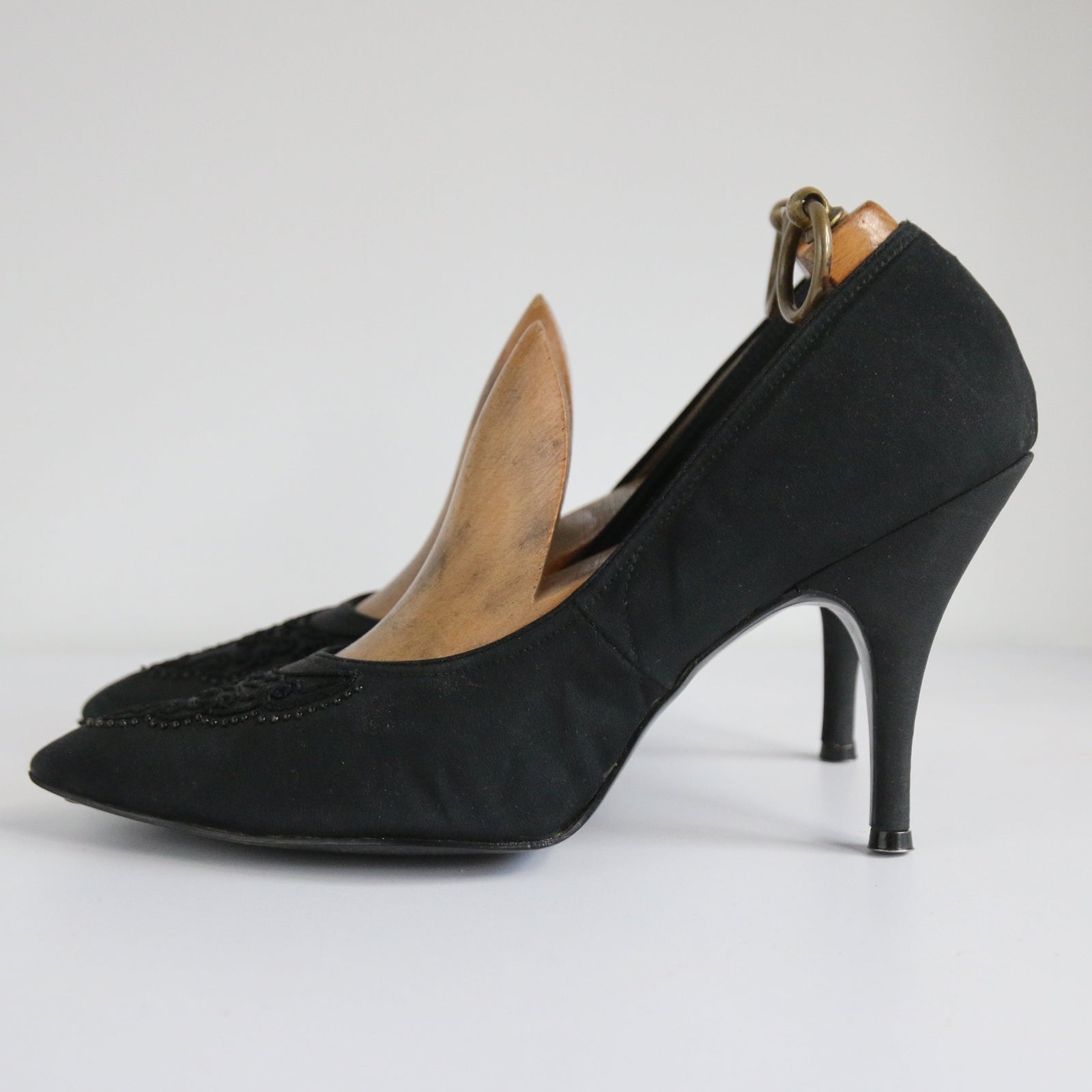 Vintage factory Heels Suede Leather Black Women's Shoe