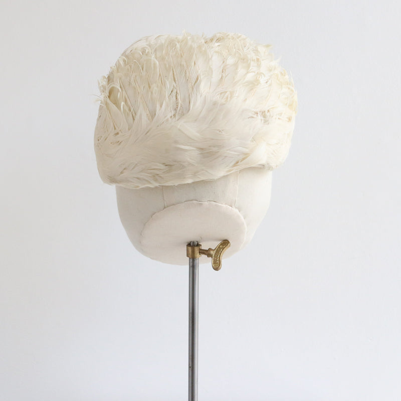"Le Lac Des Cygnes" Vintage 1930's Ivory Plumage Hat