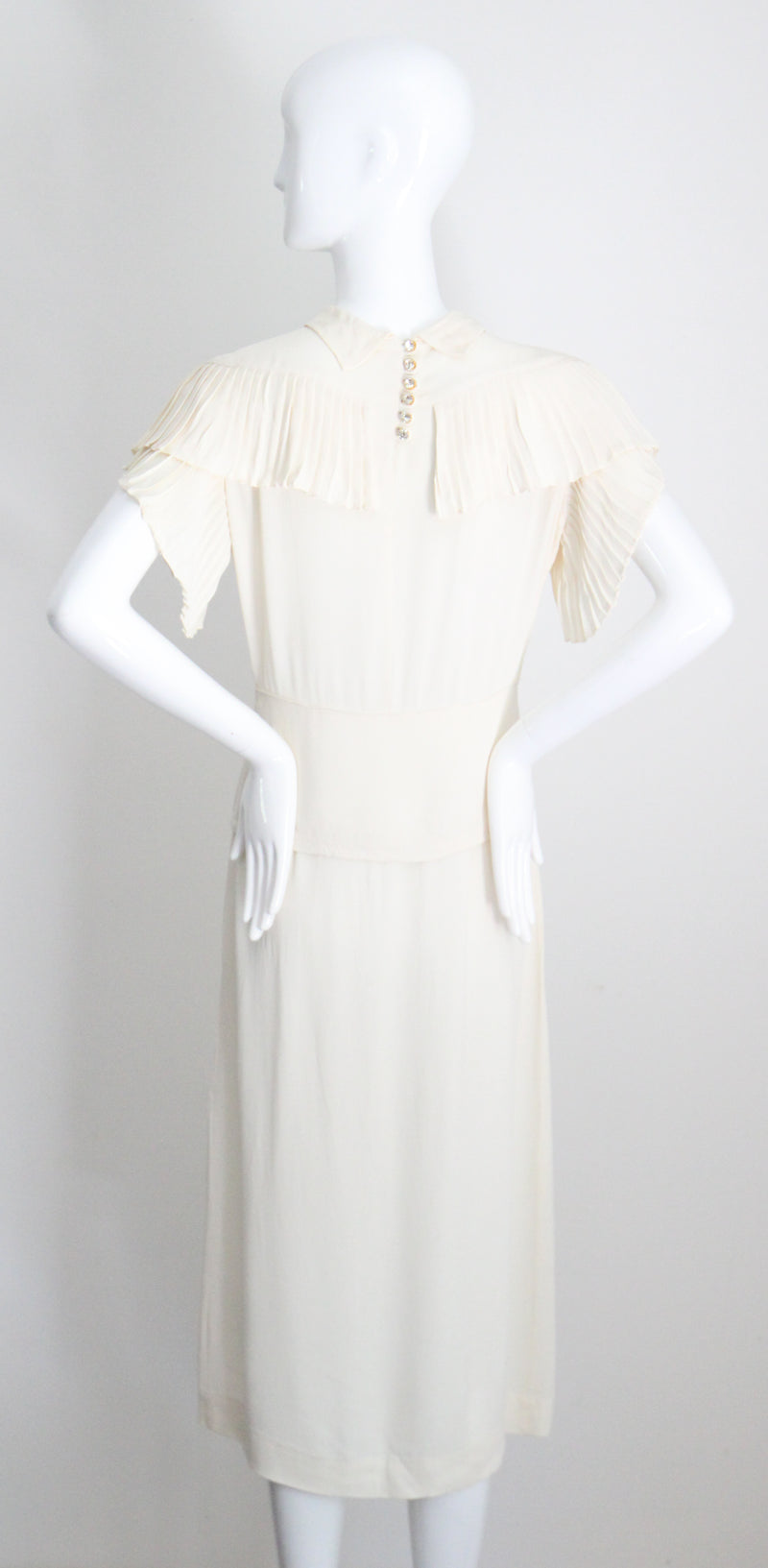 "Cream Pleats" Vintage 1940's Cream Crepe Silk Pleated Dress UK 10 US 6
