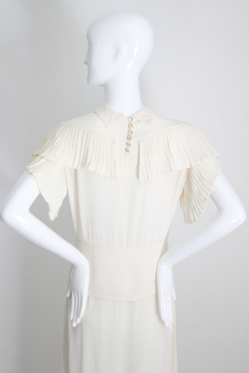 "Cream Pleats" Vintage 1940's Cream Crepe Silk Pleated Dress UK 10 US 6
