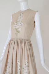 "Wild Flowers" Vintage 1950's Floral Embroidered Day Dress UK 6 US 2