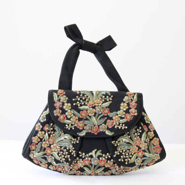 "Pearl Embroidered Florals" Vintage 1940's Floral & Beaded Embellished Wristlet Bag