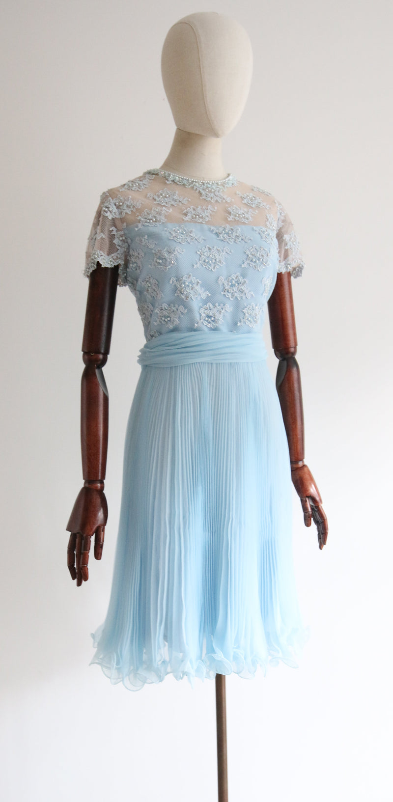 Pearls, Lace & Pleats" Vintage 1960's Chiffon and Lace Pleated Dress Willow Hilson Vintage Pearls, Lace & Pleats" Vintage 1960's Chiffon and Lace Pleated Dress Willow Hilson Vintage