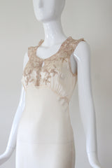 "Cream Silk & Lace" Vintage 1930's Cream Silk & Lace Bias Cut Gown UK 8-10 US 4-6