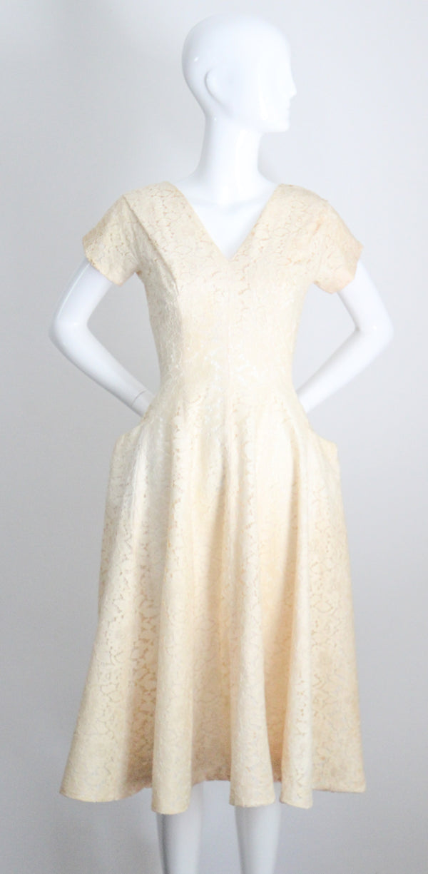 "Buttercream Lace" Vintage 1940's Cream Lace Dress UK 8-10 US 4-6