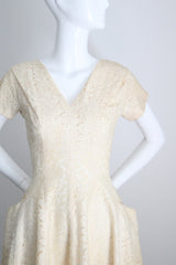 "Buttercream Lace" Vintage 1940's Cream Lace Dress UK 8-10 US 4-6