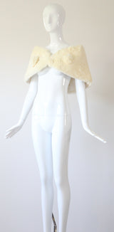 "Cream Coney" Vintage 1950's Cream Coney Evening Shawl UK 10-12 US 6-8