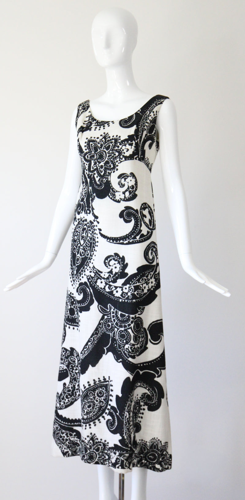 "Rhinestones & Monochrome" Vintage 1960's Monochrome Dress UK 10 US 6