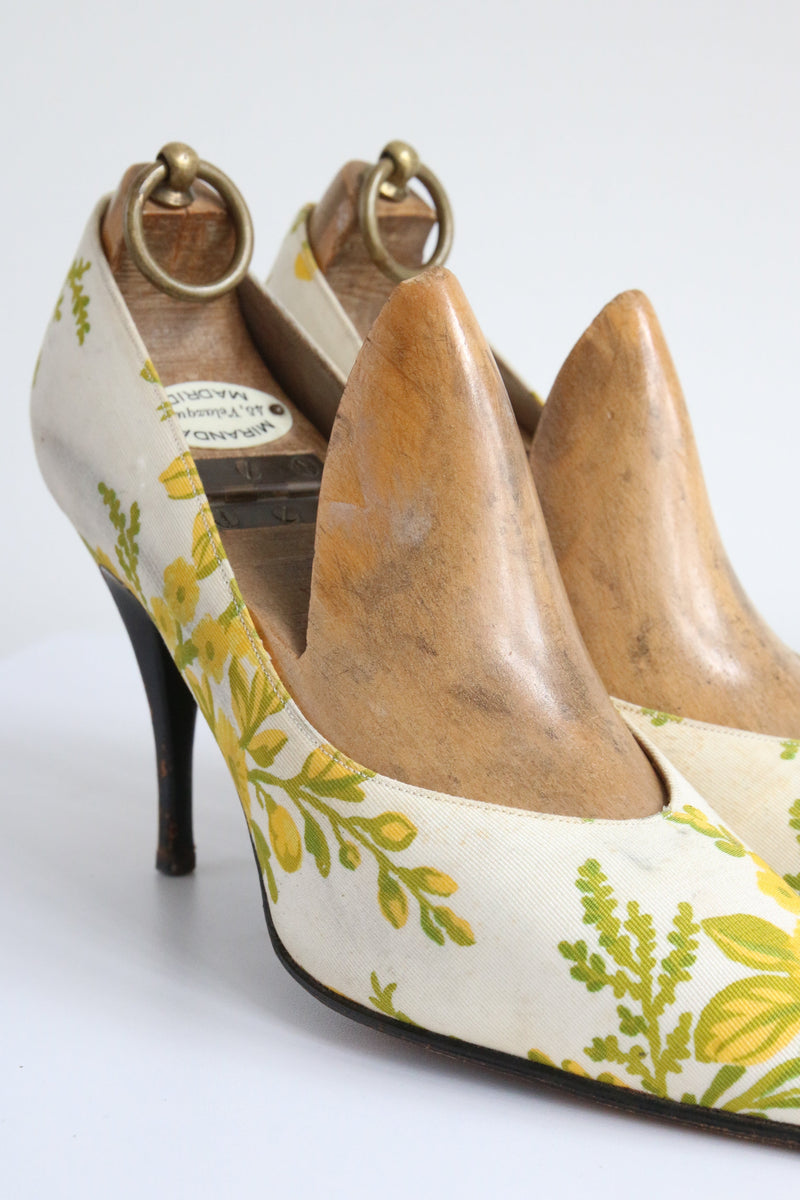 "Zesty Florals" Vintage 1950's Floral Silk Heels UK 4 EU 37 US 6