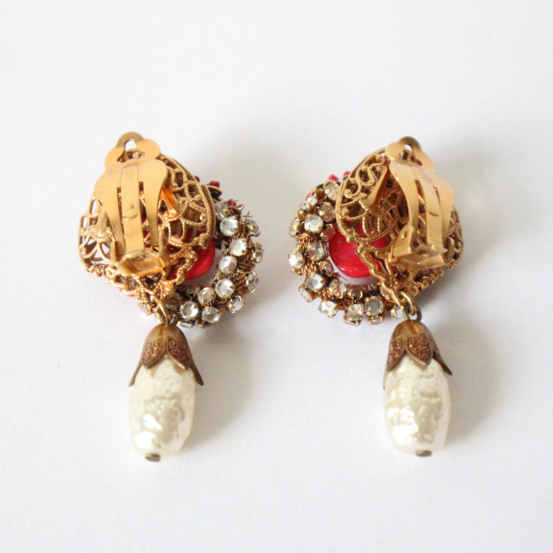 "Rose & Rhinestone" Vintage 1940's Filigree Rhinestone & Pearl Droplet Clip on Earrings