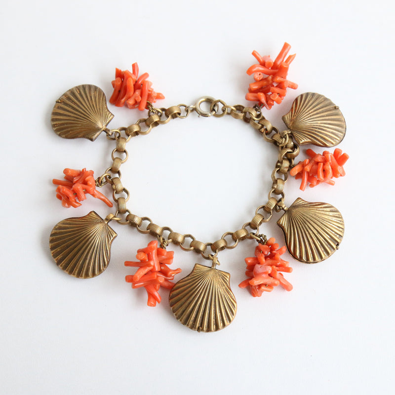"Seashells & Coral" Vintage 1950's Gold Shell & Coral Charm Bracelet