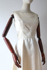 "Cream Silk Bow" Vintage 1960's Cream Silk Bow Back Gown UK 6 US 2