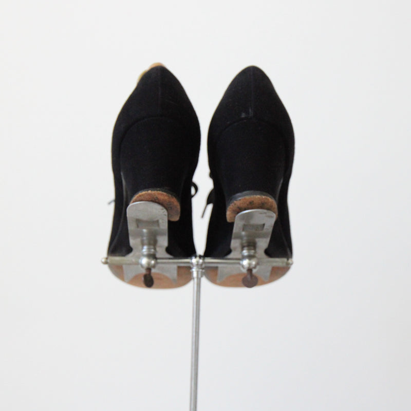 "Ribbon Stitches" Vintage 1940's Black Suede Lace Up Peep Toe Heels UK 4 US 6 EU 37