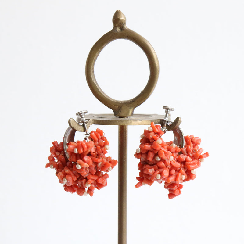 "Coral Clusters" Vintage 1940's Coral Screw Back Hoop Earrings