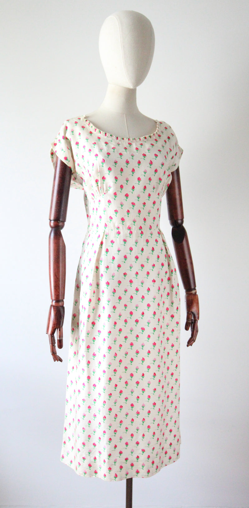 "Raw Silk Rose Buds" Vintage 1950's Raw Silk Rose Print Dress and Jacket UK 8-10 US 4-6