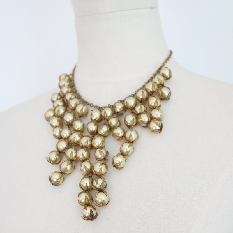 "Pearlescent Berries" Vintage 1960's Pearlescent Berry Necklace & Bracelet Set