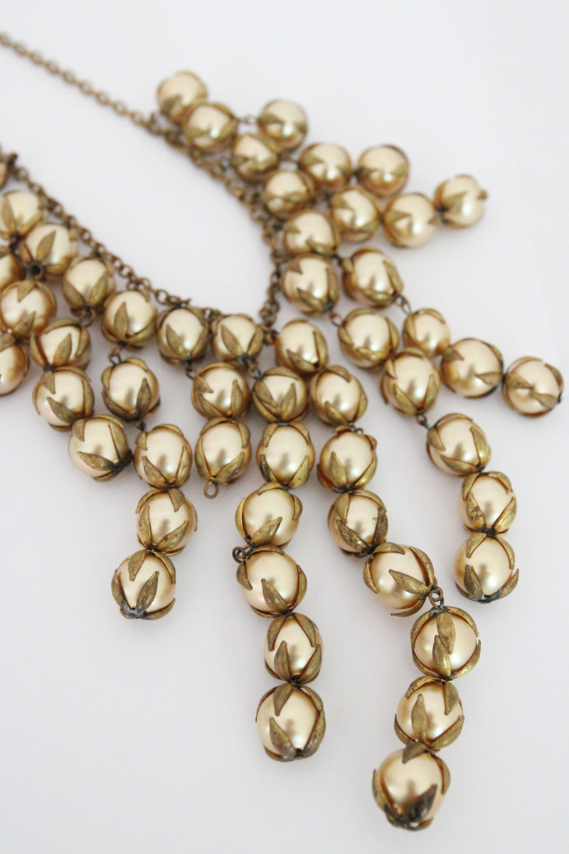 "Pearlescent Berries" Vintage 1960's Pearlescent Berry Necklace & Bracelet Set