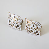 "Filigrée Enamel" Vintage 1940's White Filigrée  Enamel Clip on Earrings