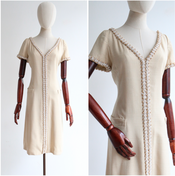 "Beaded Daisies & Linen" Vintage 1960's Beaded Malcolm Star Linen Dress UK 14-16 US 10-12