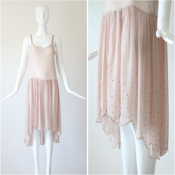 "Blush Rhinestones" Vintage 1920's Blush & Silver Rhinestone Scalloped Dress UK 10 US 6