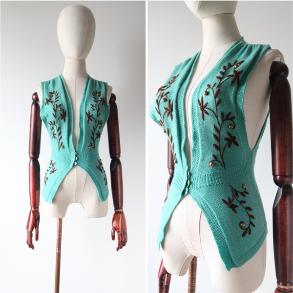 "Wildflowers & Wool" Vintage 1940's Pacific Blue Embroidered & Knitted Waistcoat UK 6-8 US 2-4