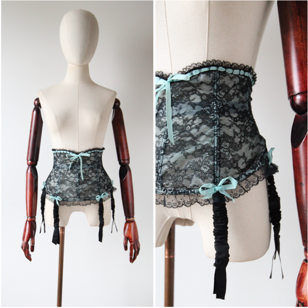 "Florence Paris" Vintage 1950's Black & Blue Lace Suspender Belt UK 8 US 4