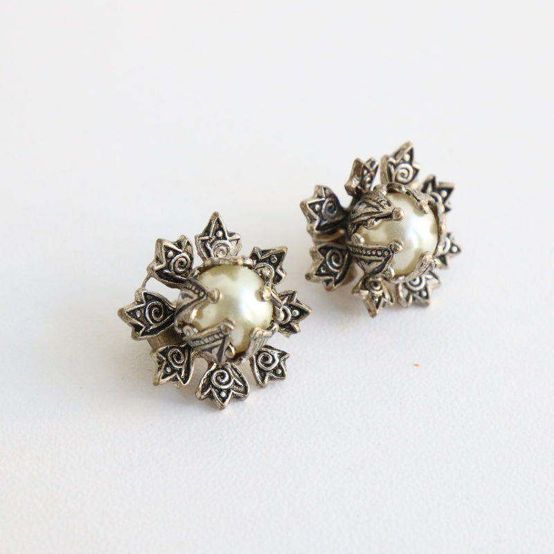 "Floral & Pearls" Vintage 1940's Floral Pearl Earrings