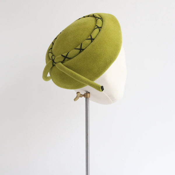 "Apple Green Felt" Vintage 1950's Apple Green Felt Hat