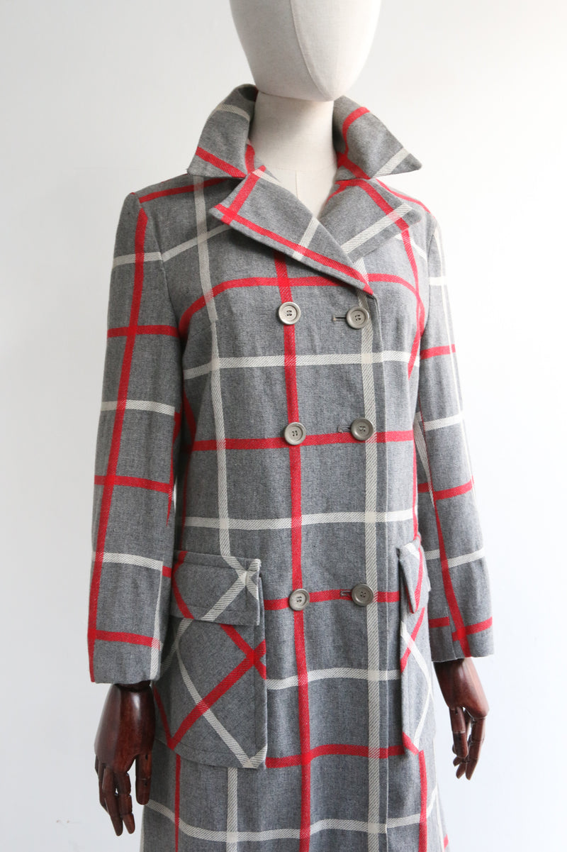 "Red & Grey Plaid" Vintage 1960's Lightweight Wool Plaid Coat UK 12 US 8