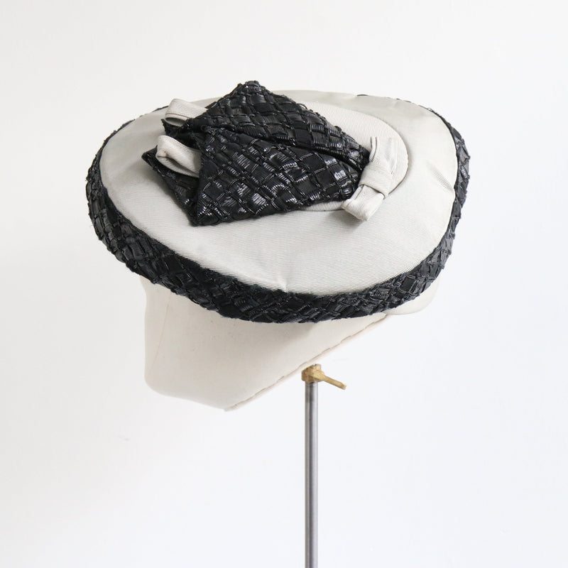 "Dove Blue & Woven Florals" Vintage 1940's Dove Blue & Black Floral Hat