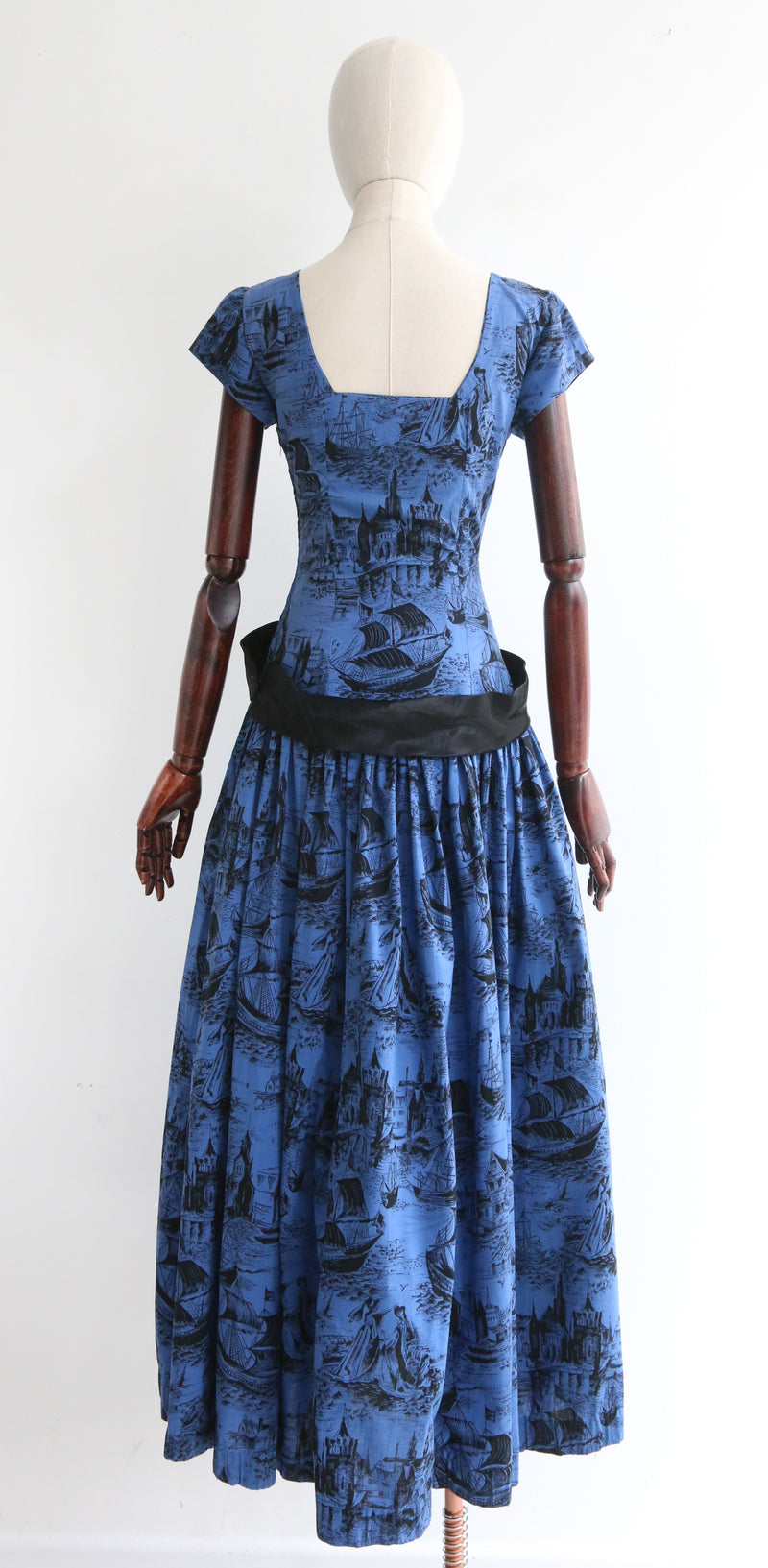 "Passing Ships" Vintage 1950's Novelty Print Dress UK 8 US 4