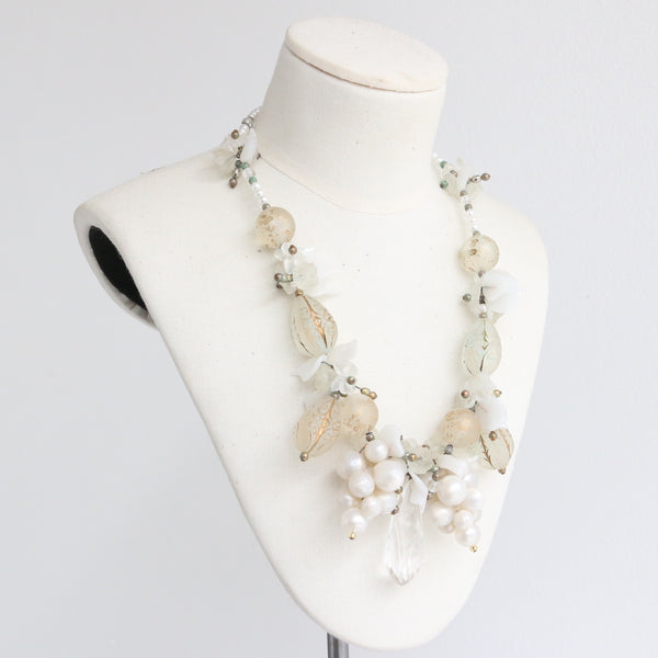 "Gold & Pearl Floral Clusters" Vintage 1950's Pearlised Floral & Gold Floral Beaded Necklace
