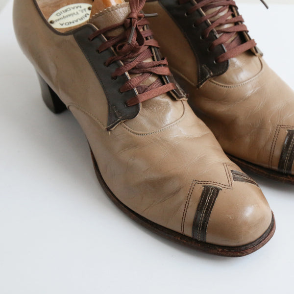 "Art Deco Stitches" Vintage 1920's Leather Lace Up Heels UK 7 US 9 EU 40