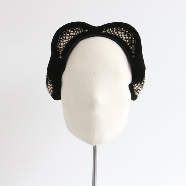"Velvet & Pearls" Vintage 1940's Widows Peak Velvet Beaded Hat