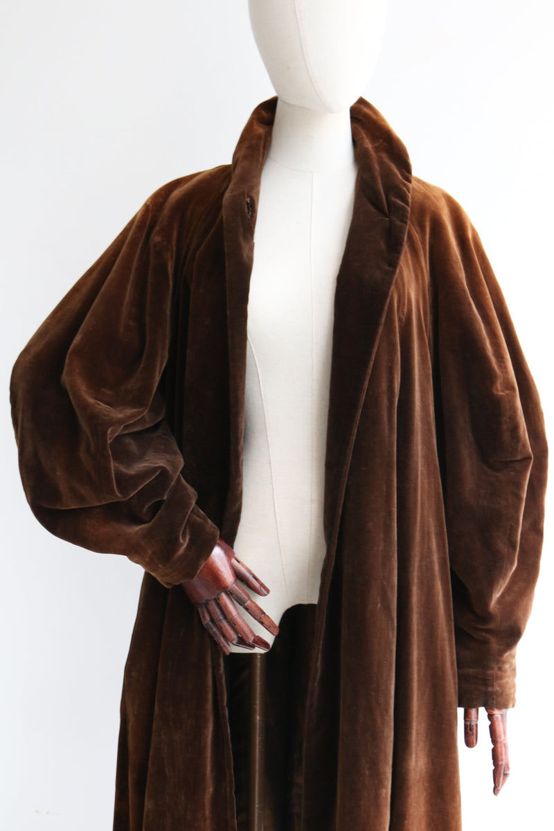 "Velvet & Taffeta" Vintage 1950's Brown Velvet & Taffeta Swing Coat UK 10-14 US 6-10