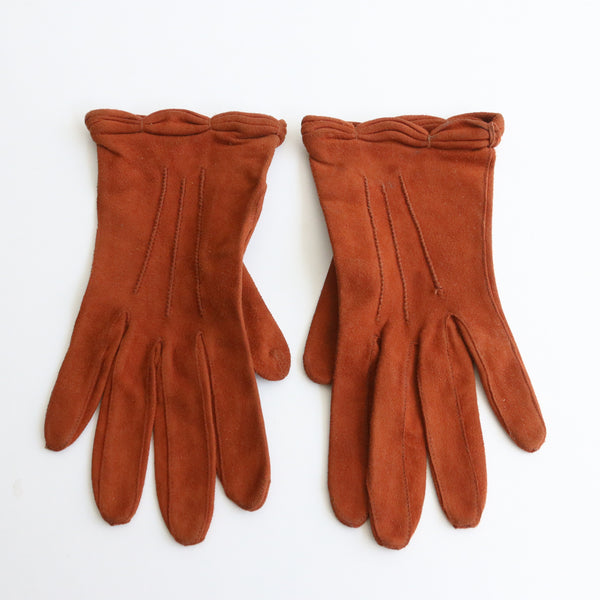 "Nutmeg Suede" Vintage 1940's Suede Gloves Size 6 1/2