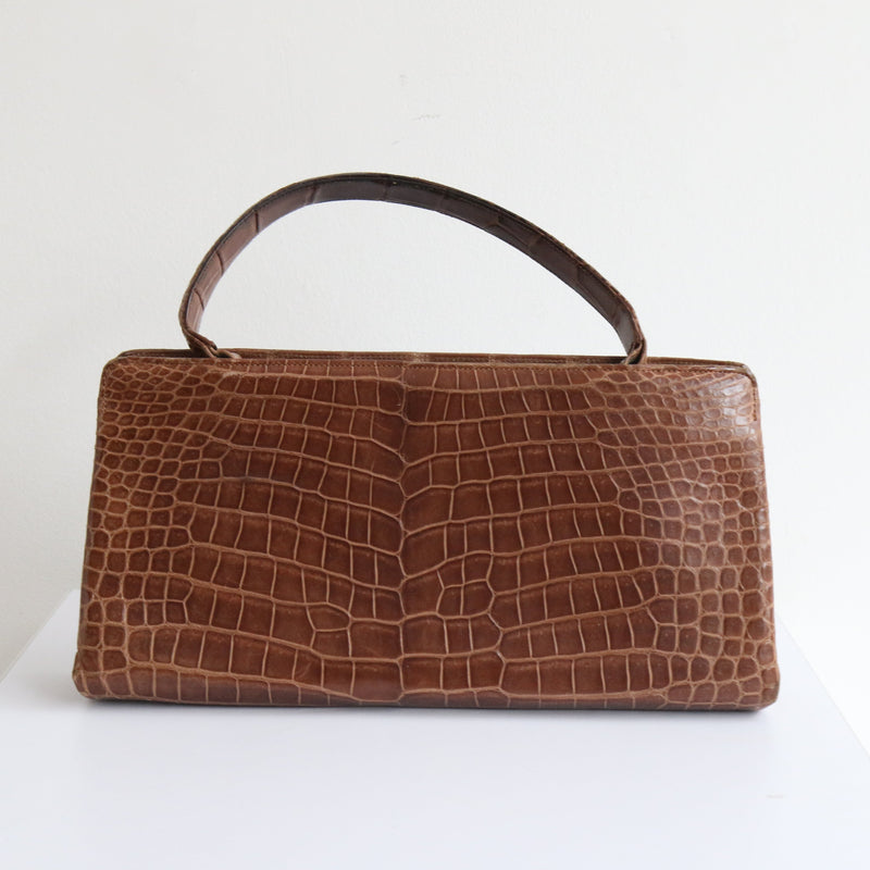 "Chocolate Brown" Vintage 1950's Brown Vinyl Handbag