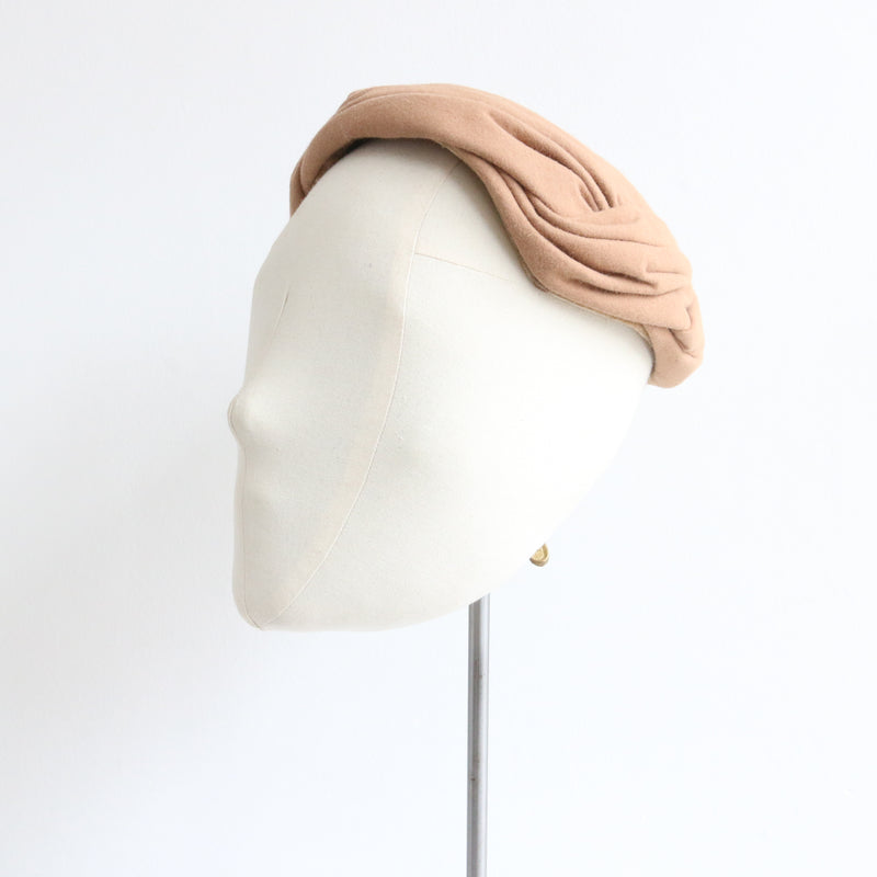 "Pleated Felt" Vintage 1950's Tan Pleated Felt Hat