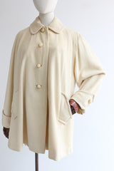 "Cream & Pearlised Buttons" Vintage 1940's Cream Wool Coat UK 14-16 US 10-12