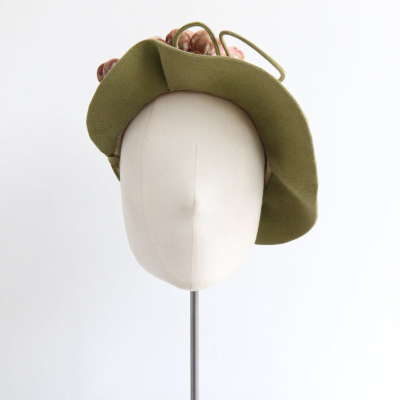 "Blush Silk Velvet & Green Felt" Vintage 1940's Green Felt & Silk Velvet Hat