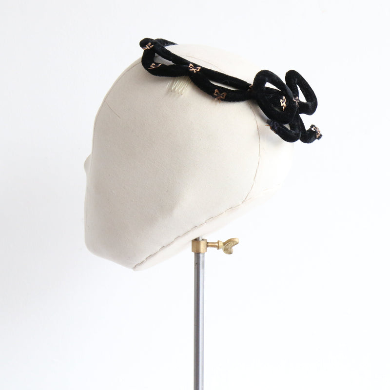 "Gold Sequin Bows" Vintage 1940's Black Velvet & Sequin Halo Hat