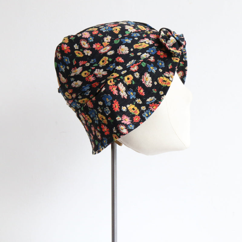 "Scattered Silk Daisies" Vintage 1930's Floral Sun Hat