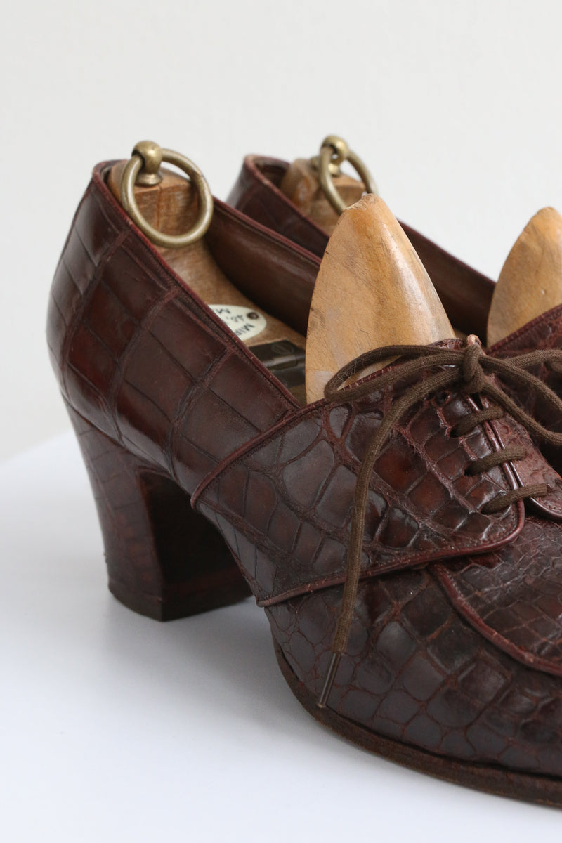 "Rayne" Vintage 1940's Lace-up Brown Leather Heels UK 5 EU 38 US 7