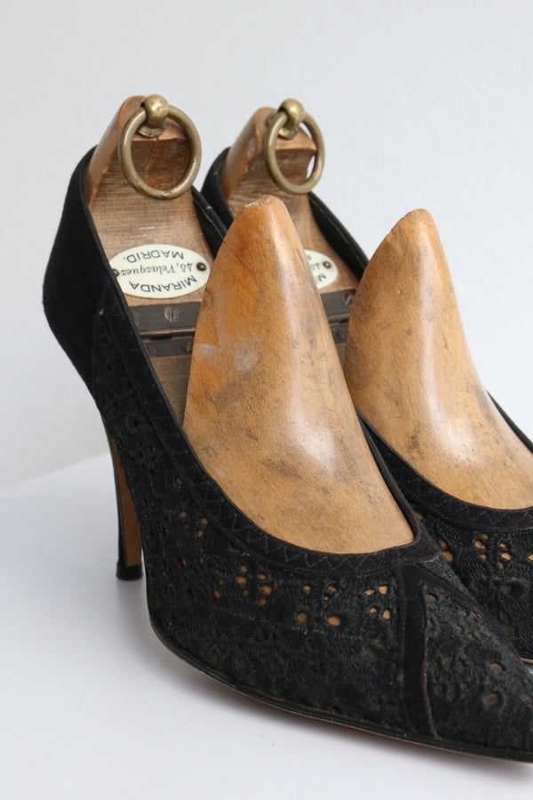 "Broderie Anglaise" Vintage 1950's Black Stiletto Shoes UK 4 US 6 EU 37