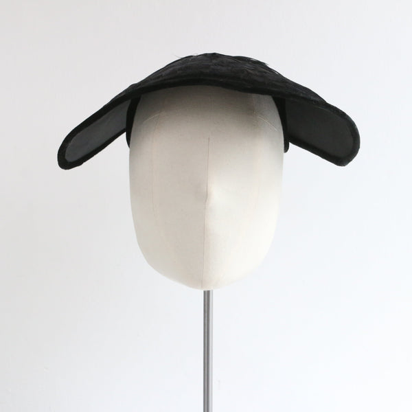 "En Plume" Vintage 1950's Black Plumage & Velvet Saucer Hat