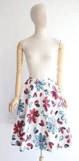 Vintage 1950's Skirt 1950's floral skirt 1950's novelty print skirt 1950's revival 1950's swing skirt 1950's flower print skirt 50's UK 8